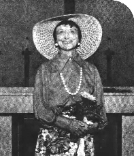 Best, Myrtle photo in newspaper Best, Myrtle photo in newspaper